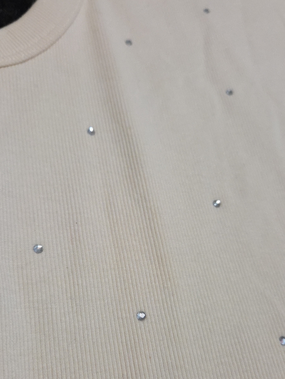 DKNY Jeans Ribbed Tank Top With Rhinestones - Picture 3 of 5